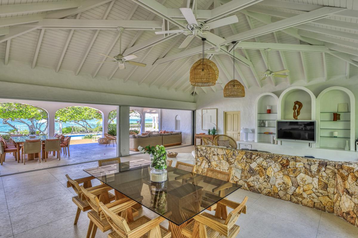 8 Location villa Terres Basses Saint Martin_salle a manger